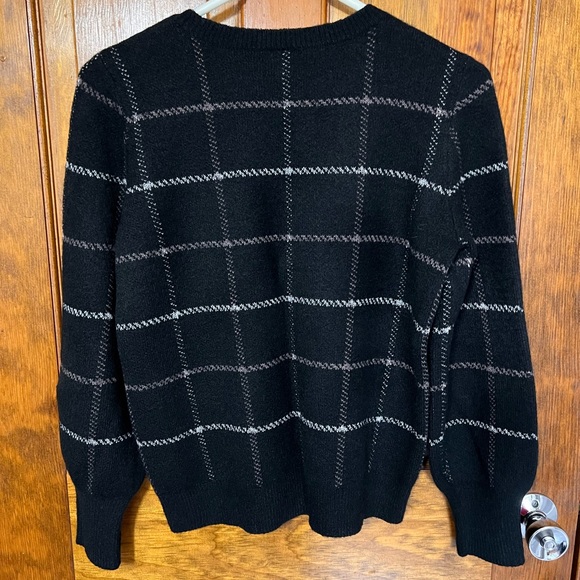 Ann Taylor Factory - Black Woman’s Sweater - Size M - Excellent Condition - Picture 4 of 7